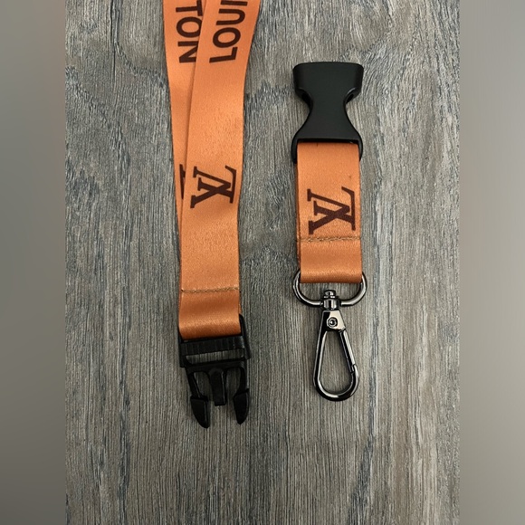 Ribbon LV* lanyard - Picture 4 of 4